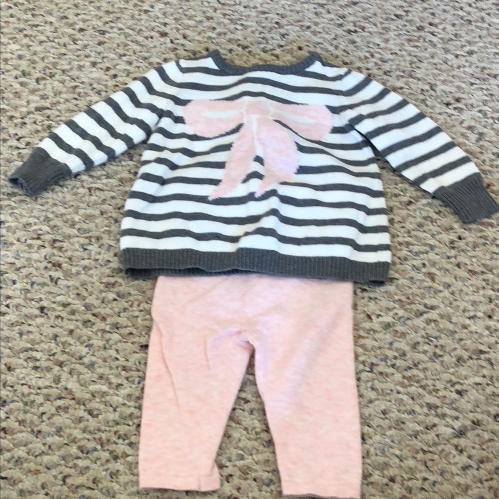 Miniclasix Pink and Gray Sweater and Leggings Set